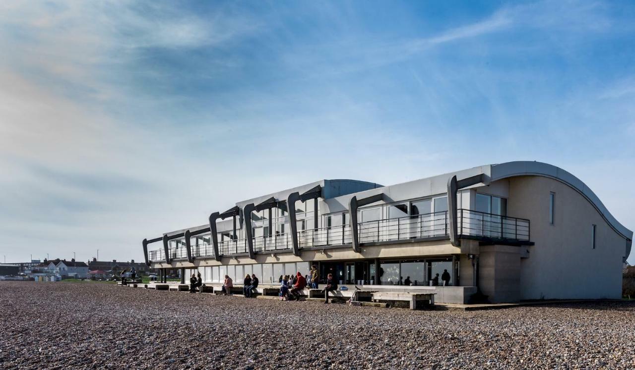 Lancing Beach Apartment. Eksteriør billede